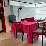 Lounge-style-hostel 旅馆 格兰河畔圣法伊特