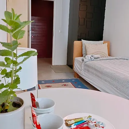 Lounge-style-hostel