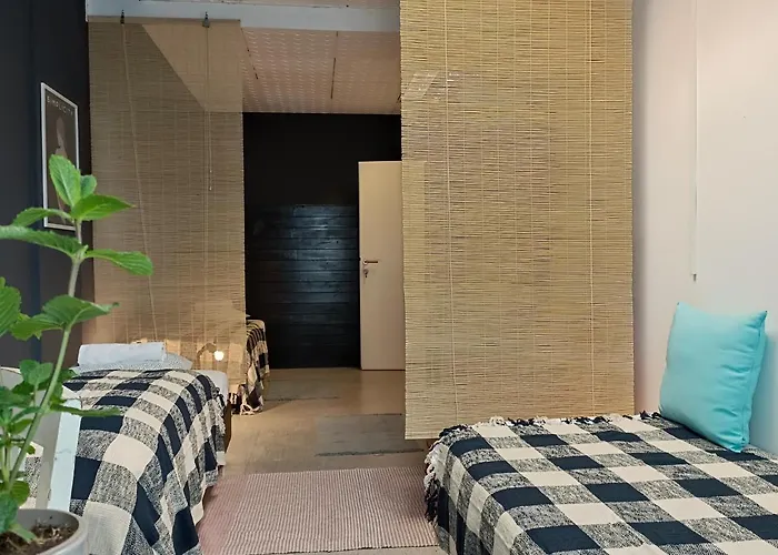 Hostel Lounge-style-hostel