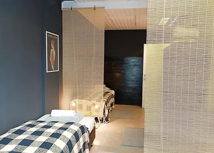 Hostel Lounge-style-hostel *