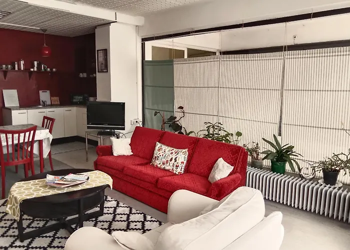 Hostel Lounge-style-hostel *